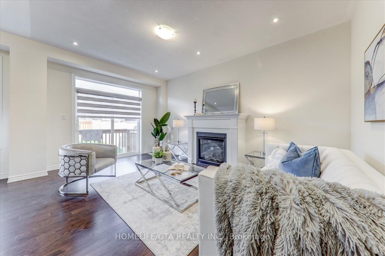 Photo 12 of 81 Mountainside Crescent, Whitby, Rolling Acres — HOMEH