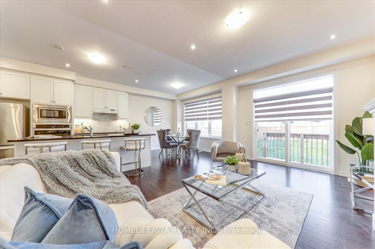 Photo 17 of 81 Mountainside Crescent, Whitby, Rolling Acres — HOMEH