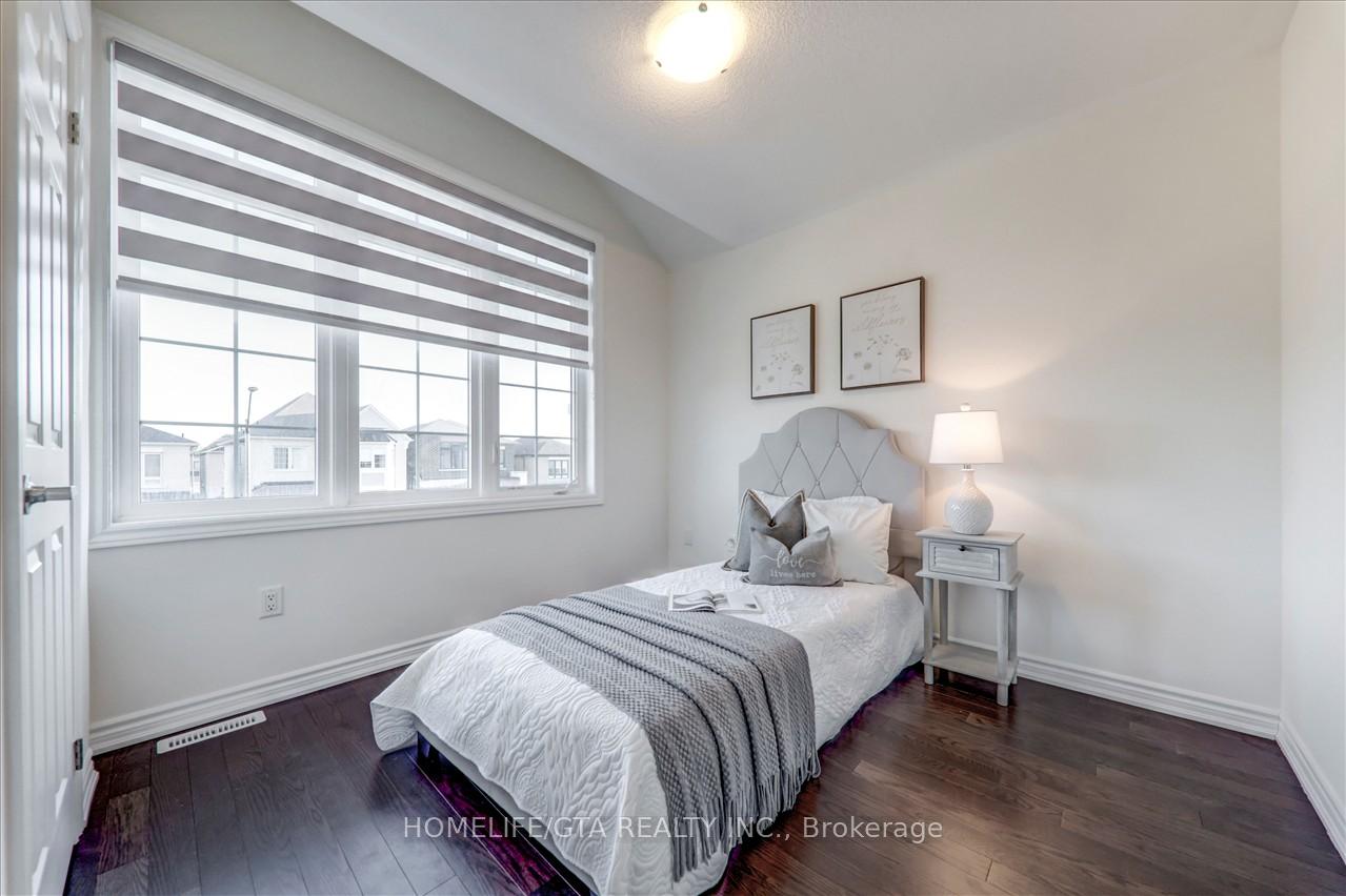 Photo 20 of 81 Mountainside Crescent, Whitby, Rolling Acres — HOMEH