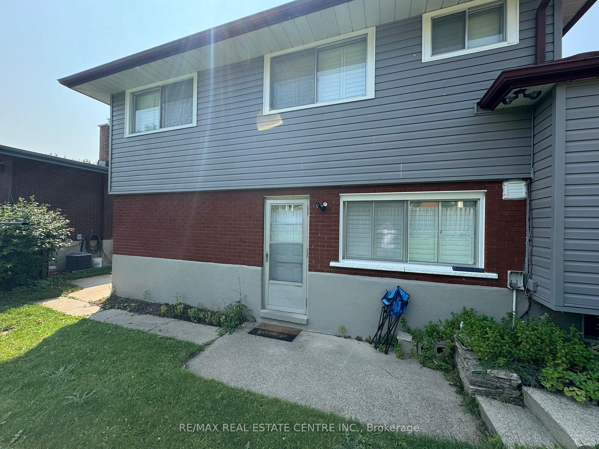 Photo 4 of 62 Elkington Drive, Kitchener — HOMEH