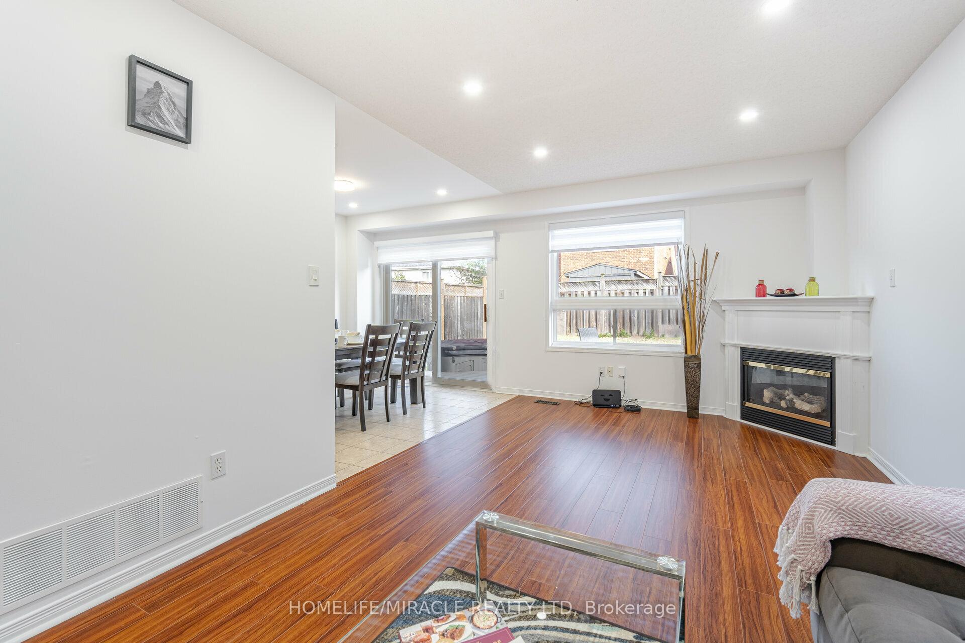 Photo 4 of 221 High Street, Clarington, Bowmanville — HOMEH