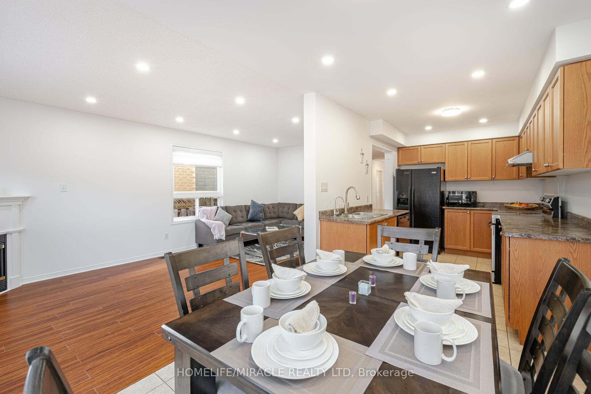 Photo 9 of 221 High Street, Clarington, Bowmanville — HOMEH