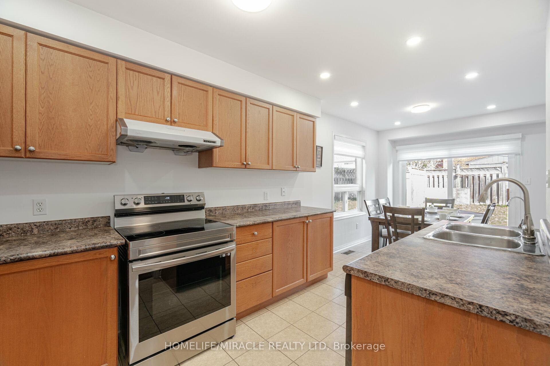 Photo 17 of 221 High Street, Clarington, Bowmanville — HOMEH