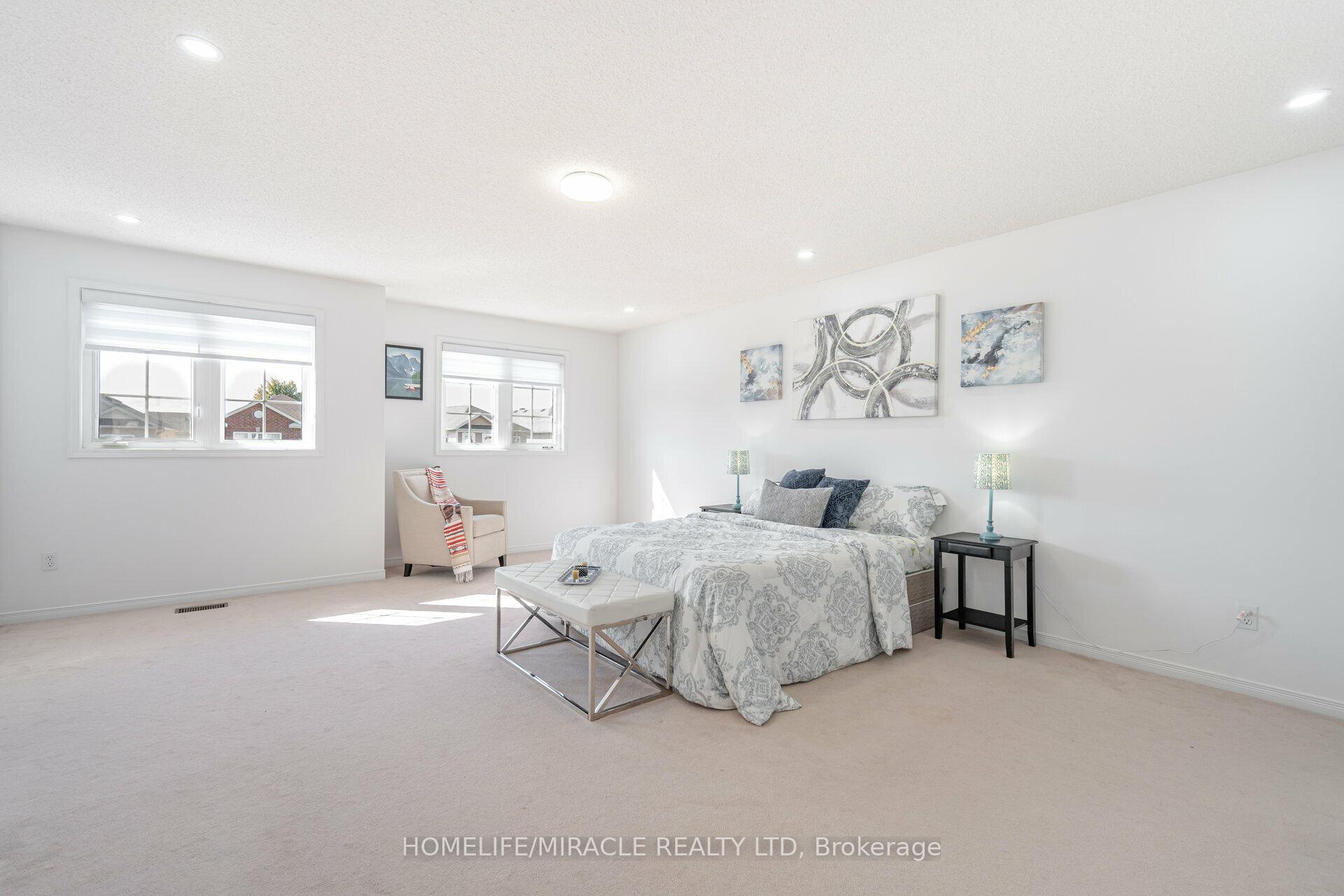 Photo 21 of 221 High Street, Clarington, Bowmanville — HOMEH