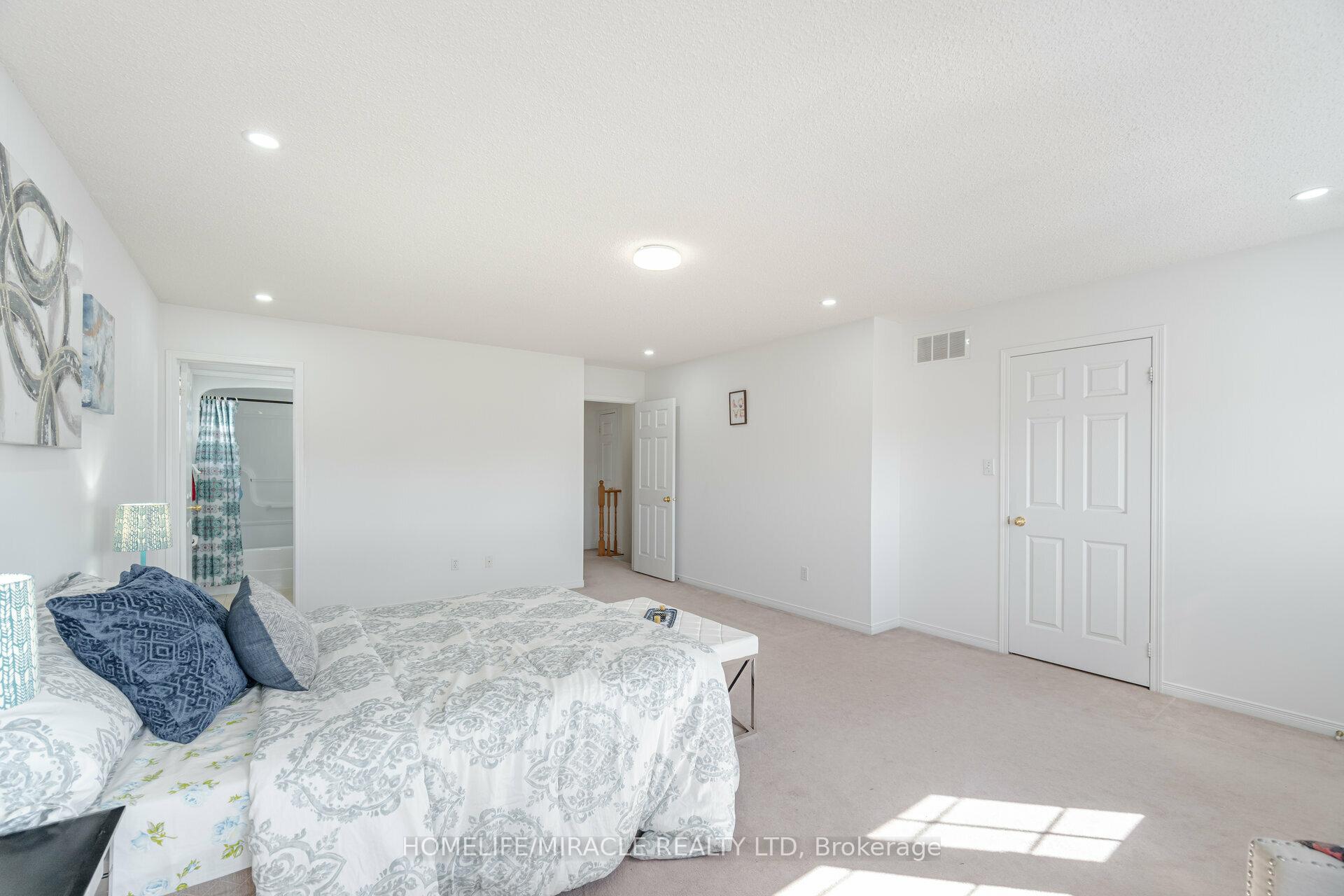 Photo 13 of 221 High Street, Clarington, Bowmanville — HOMEH