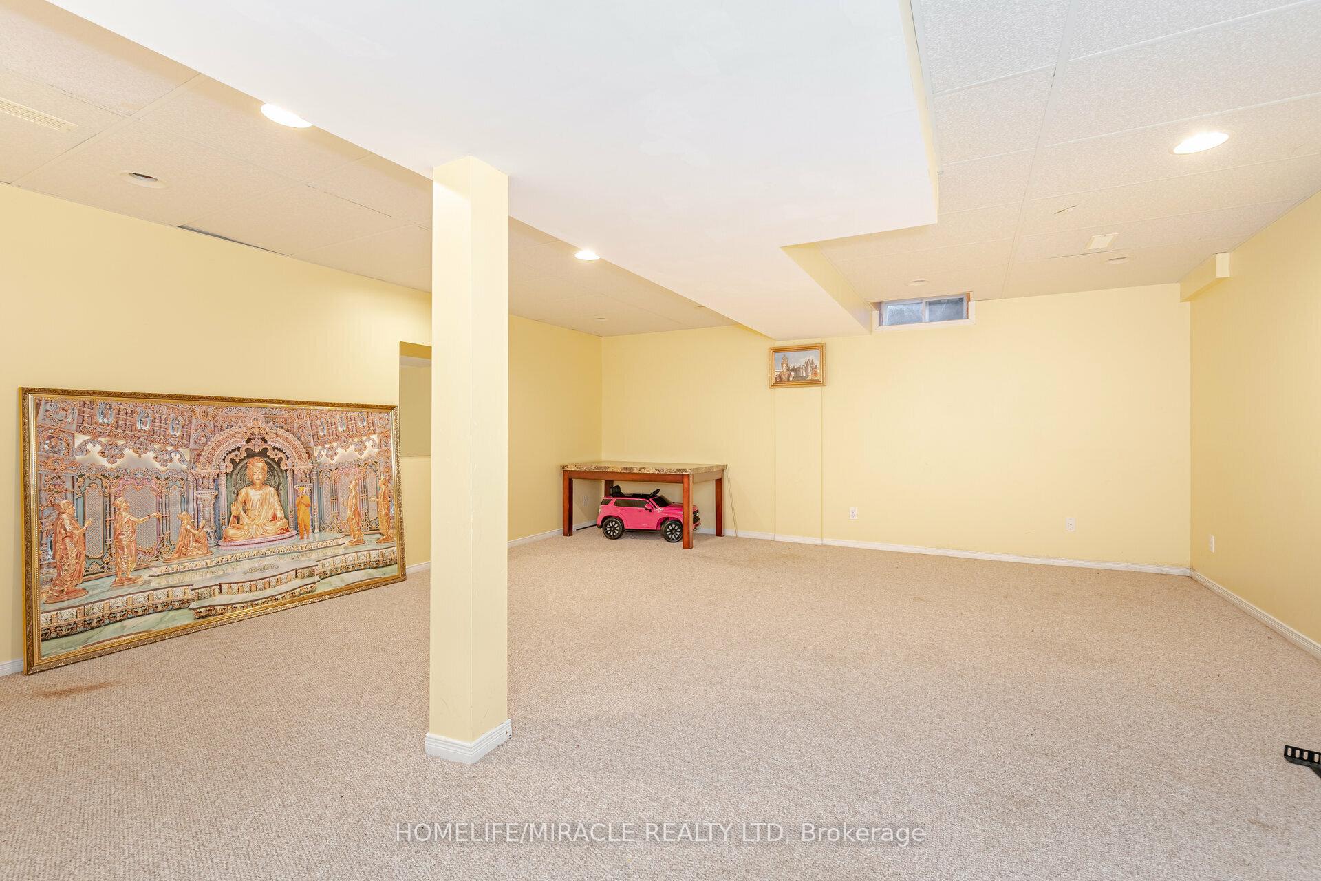 Photo 31 of 221 High Street, Clarington, Bowmanville — HOMEH