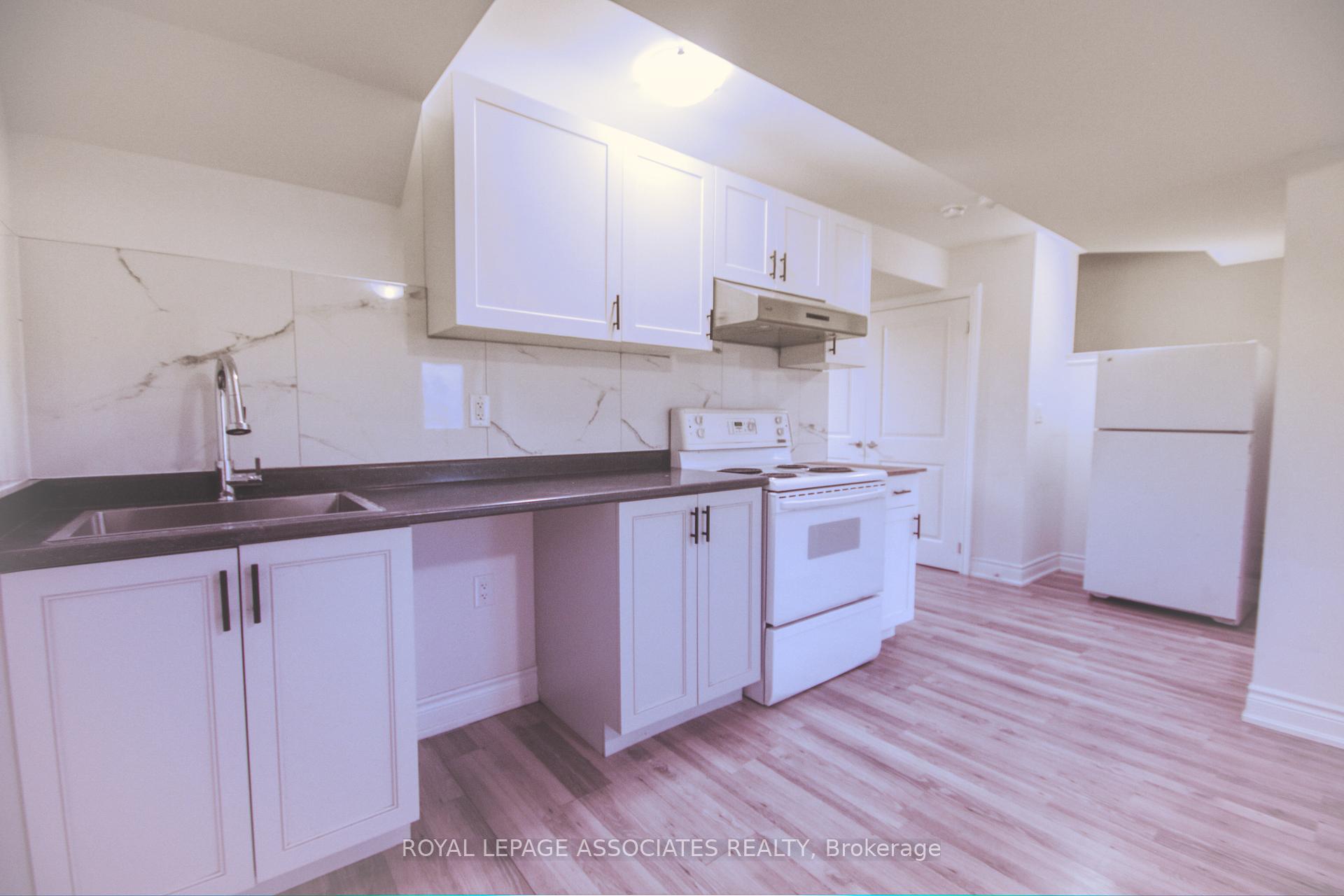 Photo 5 of 1018 Skyridge Boulevard, Pickering, Rural Pickering — HOMEH
