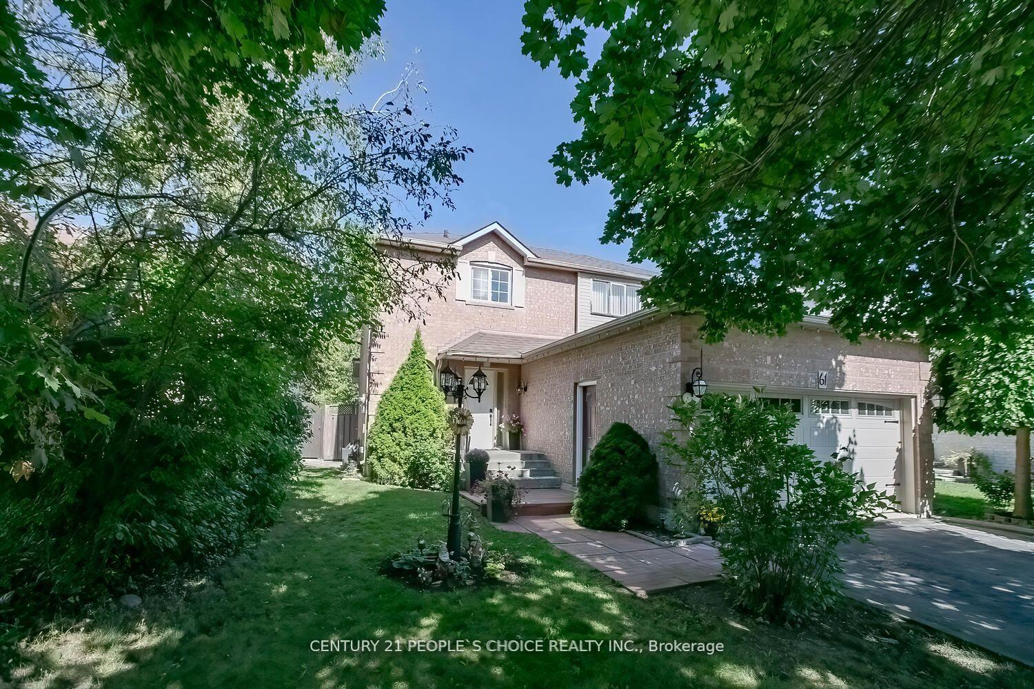 Front of 61 Mullis Crescent