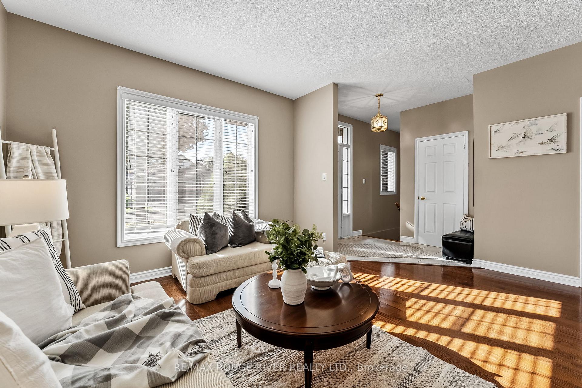 Photo 27 of 53 Waterbury Crescent, Scugog, Port Perry — HOMEH