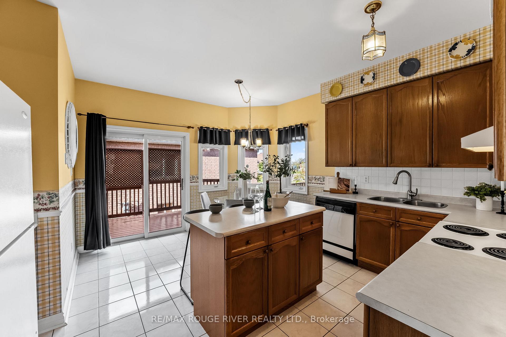 Photo 26 of 53 Waterbury Crescent, Scugog, Port Perry — HOMEH