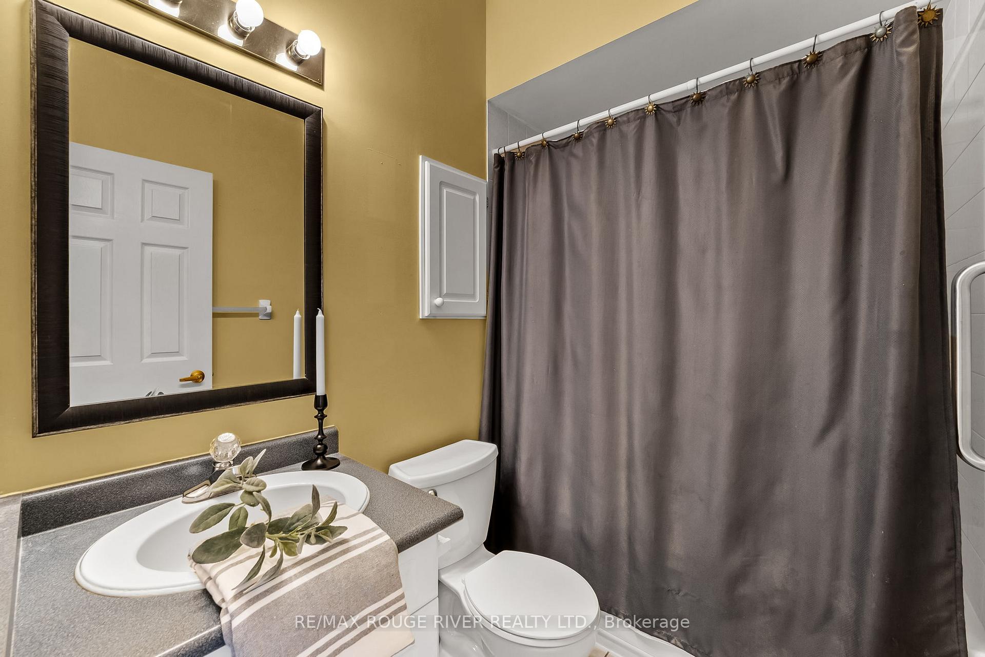 Photo 21 of 53 Waterbury Crescent, Scugog, Port Perry — HOMEH