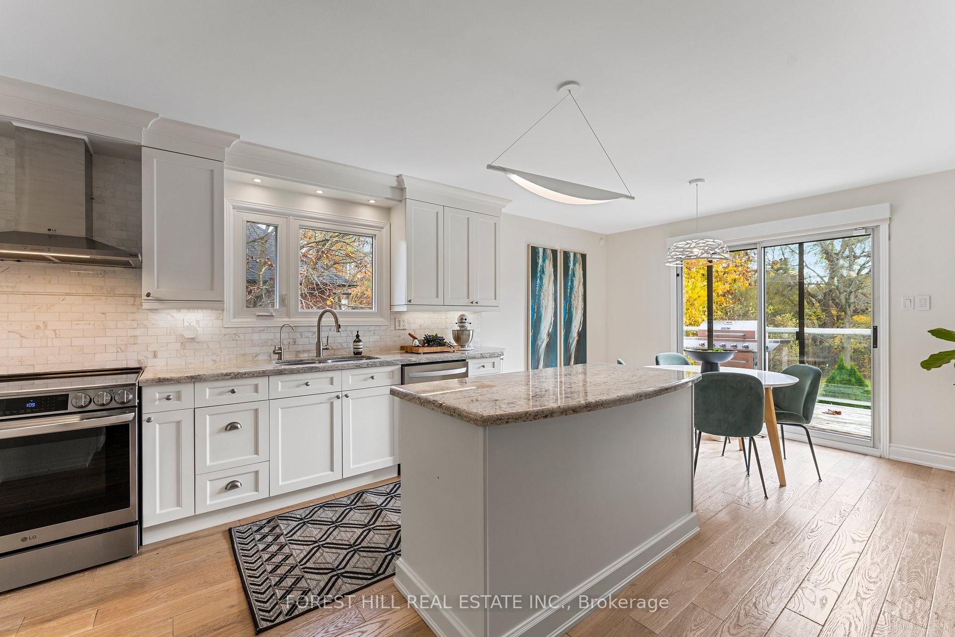 Photo 6 of 63 Humber Valley Crescent, King, King City — HOMEH
