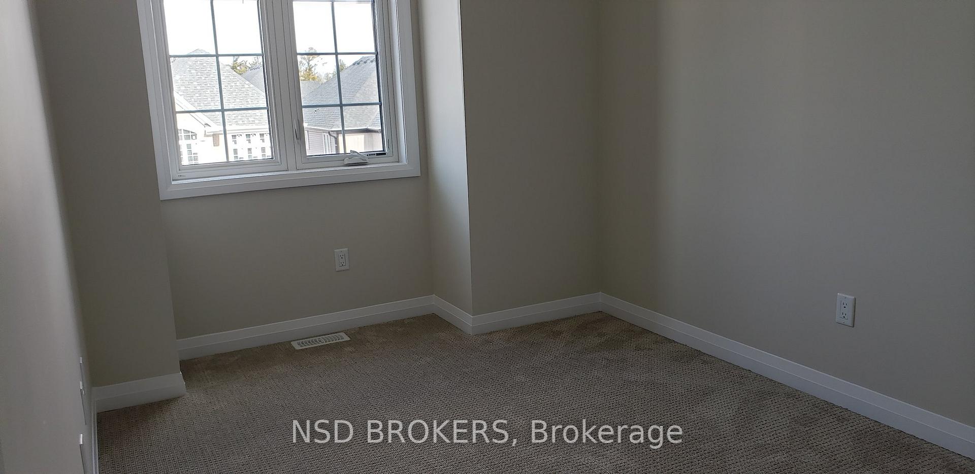 Photo 32 of 116 Monarch Woods Drive, Kitchener, Doon South — HOMEH