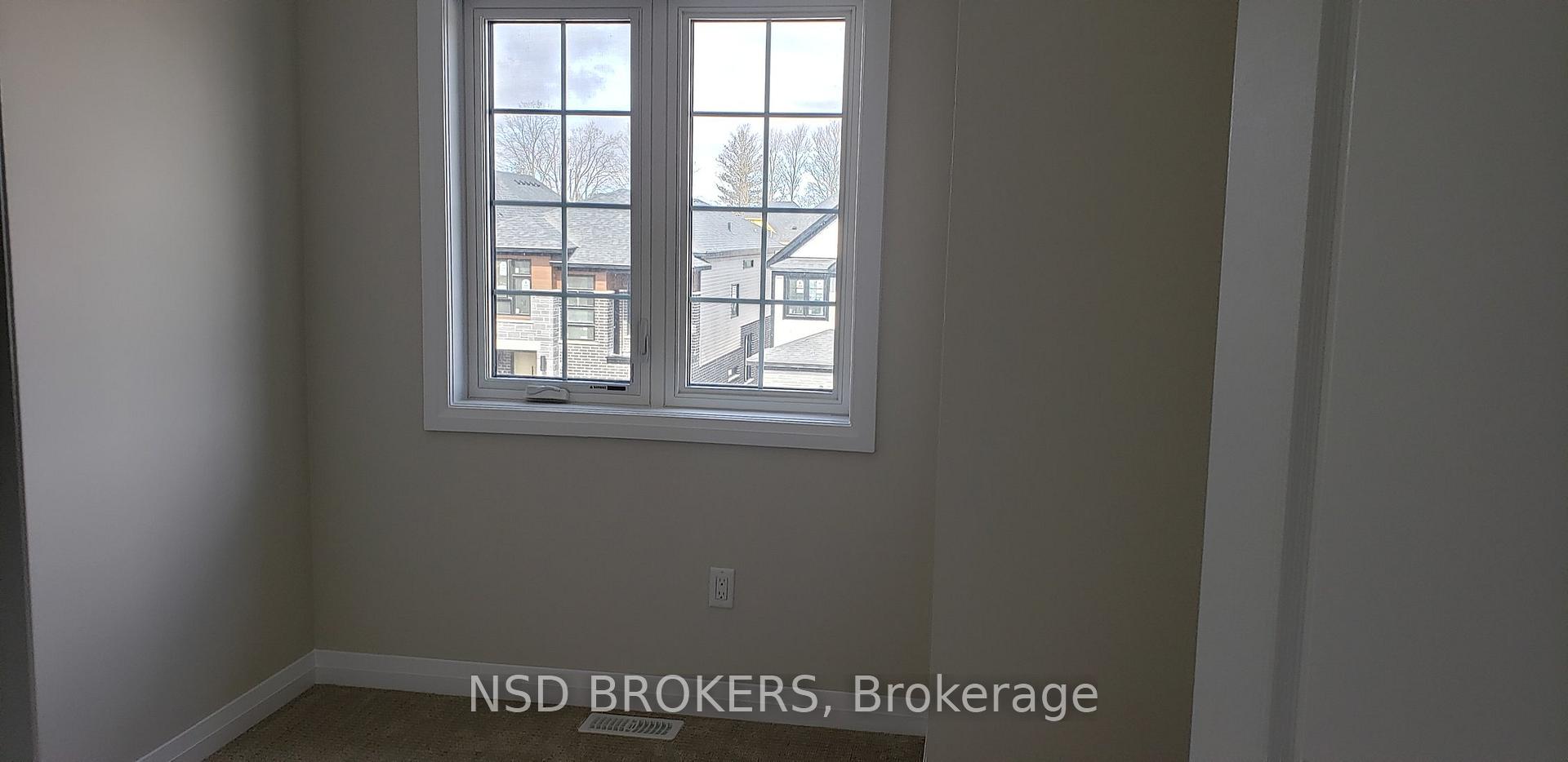 Photo 31 of 116 Monarch Woods Drive, Kitchener, Doon South — HOMEH