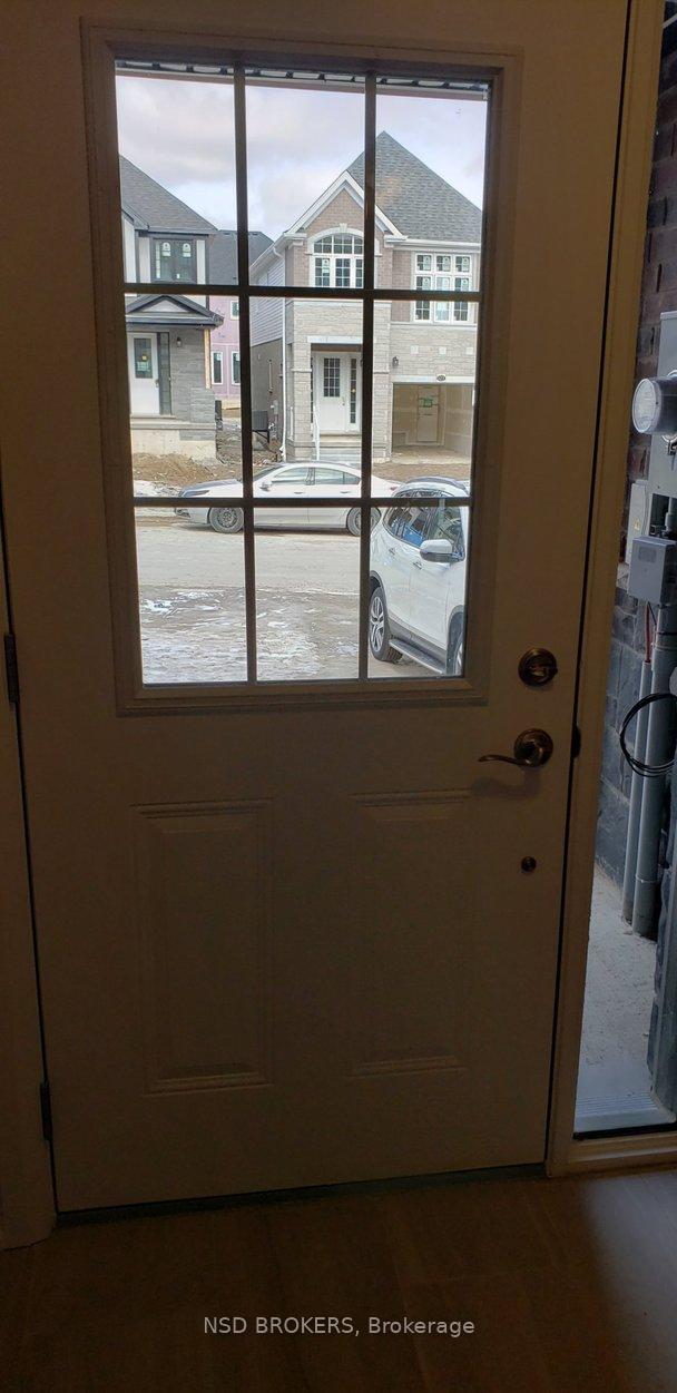 Photo 29 of 116 Monarch Woods Drive, Kitchener, Doon South — HOMEH