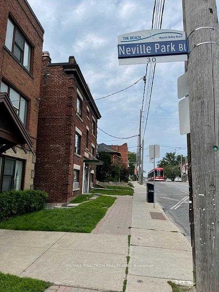Photo 7 of Unit 9, 2477 Queen Street E, Toronto, The Beaches — HOMEH