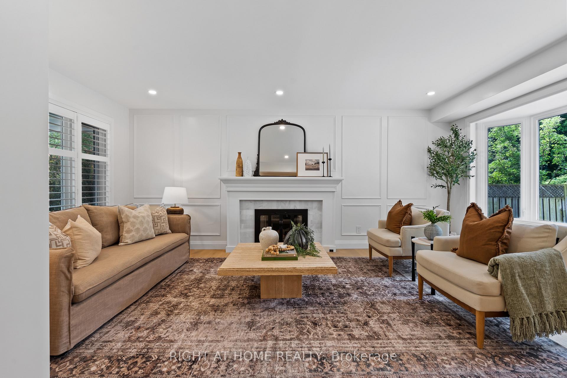 Photo 5 of 250 Linwood Crescent, Burlington, Appleby — HOMEH