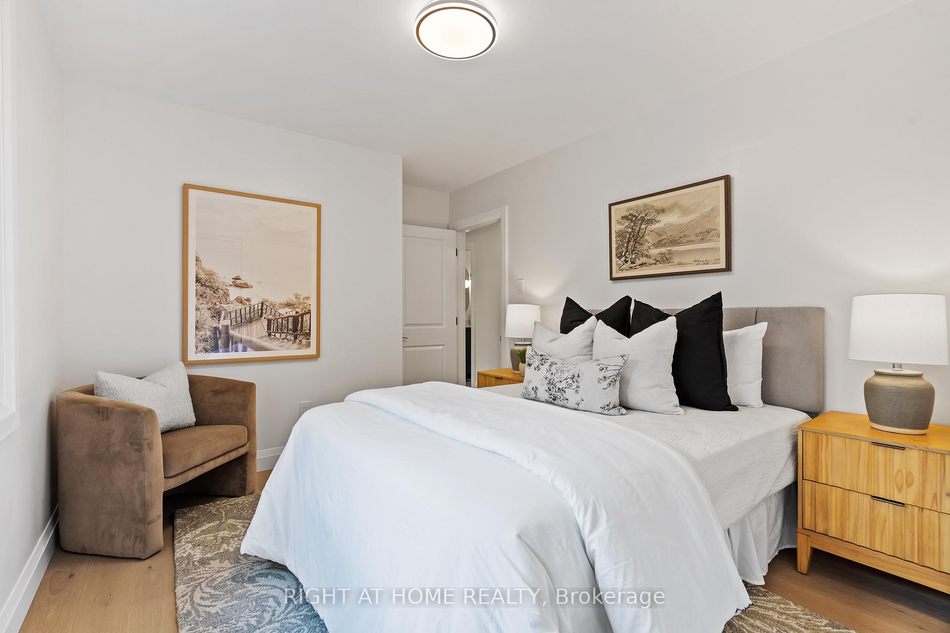 Photo 23 of 250 Linwood Crescent, Burlington, Appleby — HOMEH