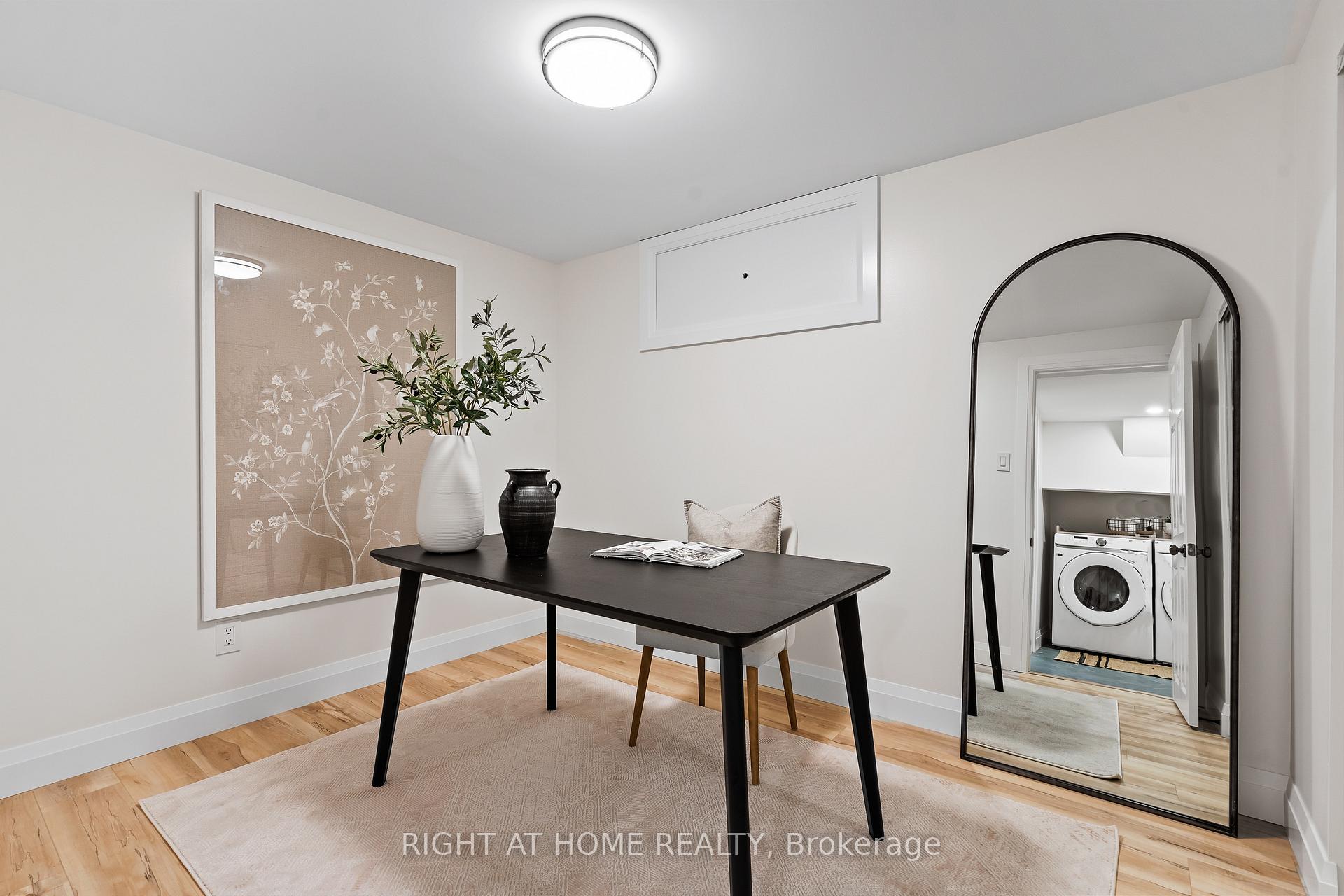 Photo 32 of 250 Linwood Crescent, Burlington, Appleby — HOMEH