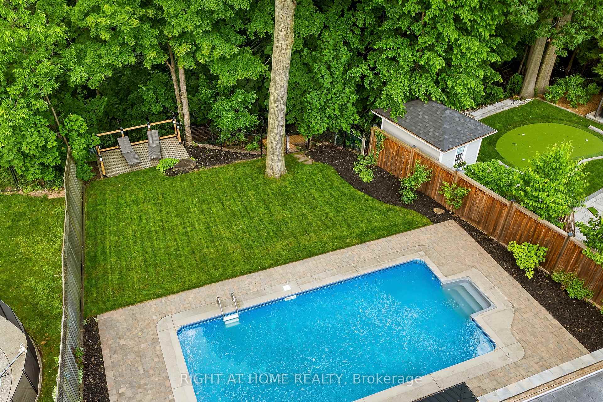 Photo 39 of 250 Linwood Crescent, Burlington, Appleby — HOMEH