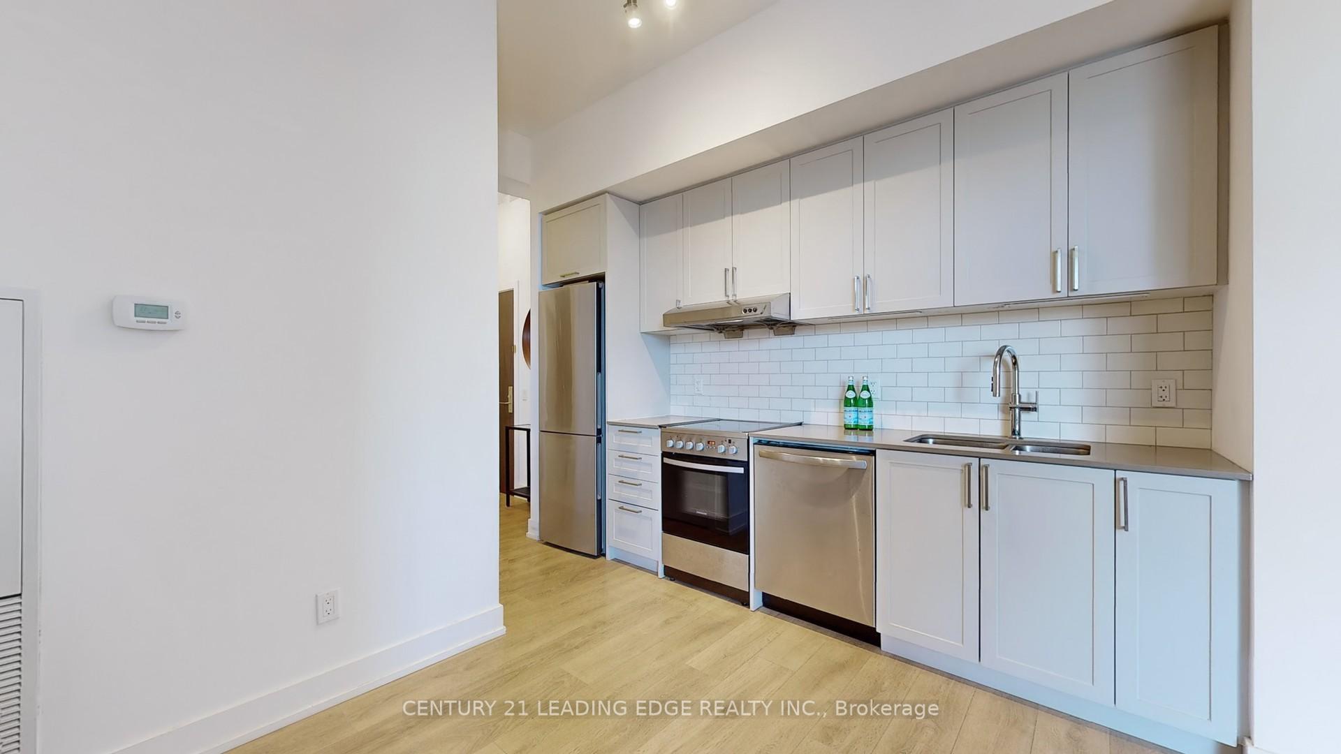Photo 4 of Unit 806W, 268 Buchanan Drive, Markham, Unionville — HOMEH