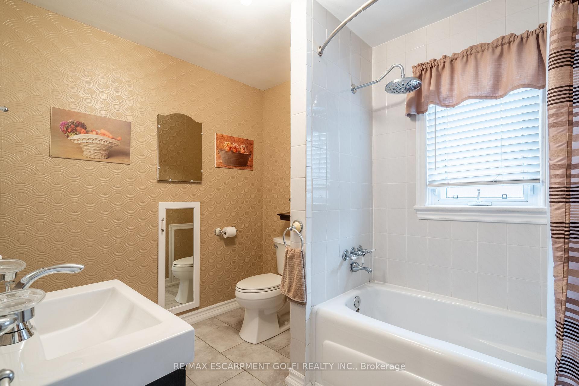 Photo 38 of 737 Upper Ottawa Street, Hamilton, Hampton Heights — HOMEH