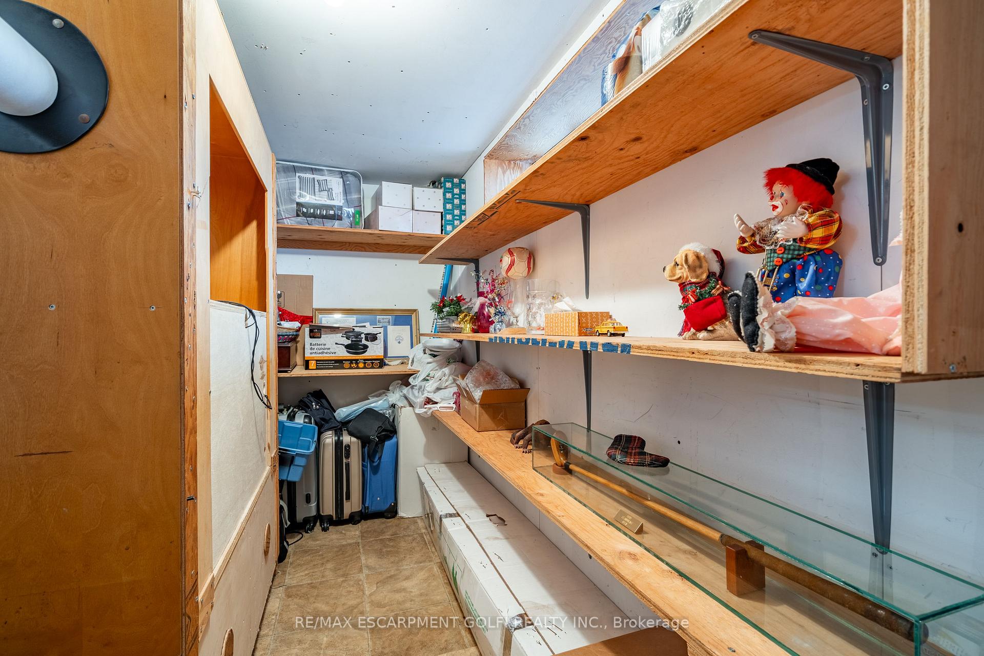 Photo 21 of 737 Upper Ottawa Street, Hamilton, Hampton Heights — HOMEH