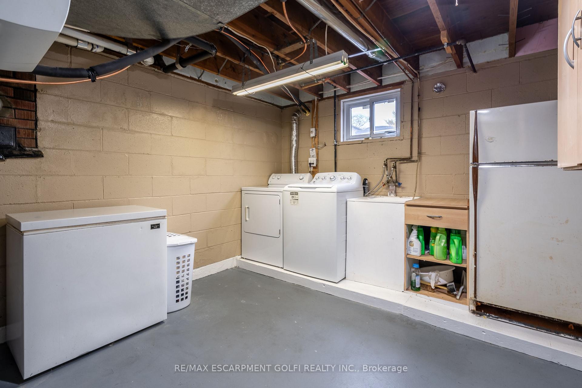 Photo 10 of 737 Upper Ottawa Street, Hamilton, Hampton Heights — HOMEH