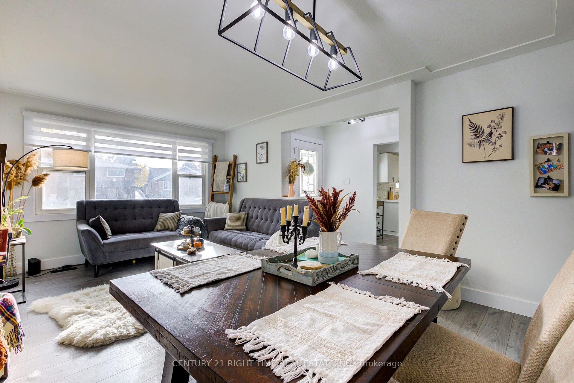 Photo 12 of 978 Winterhalt Avenue, Cambridge — HOMEH