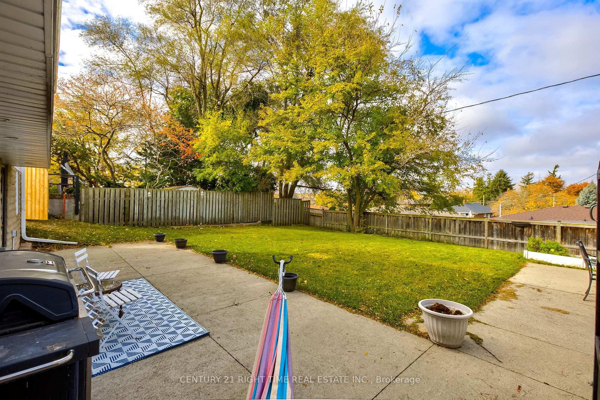 Photo 34 of 978 Winterhalt Avenue, Cambridge — HOMEH