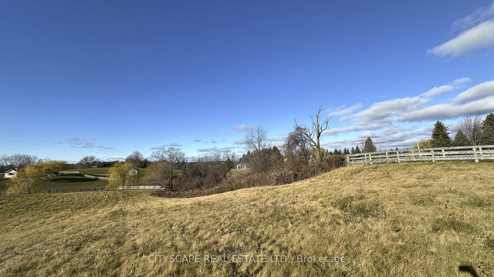 Photo 14 of 110 Fairfield Drive, King, King City — HOMEH