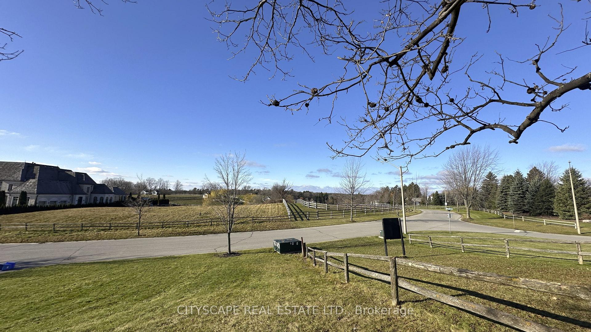Photo 19 of 110 Fairfield Drive, King, King City — HOMEH