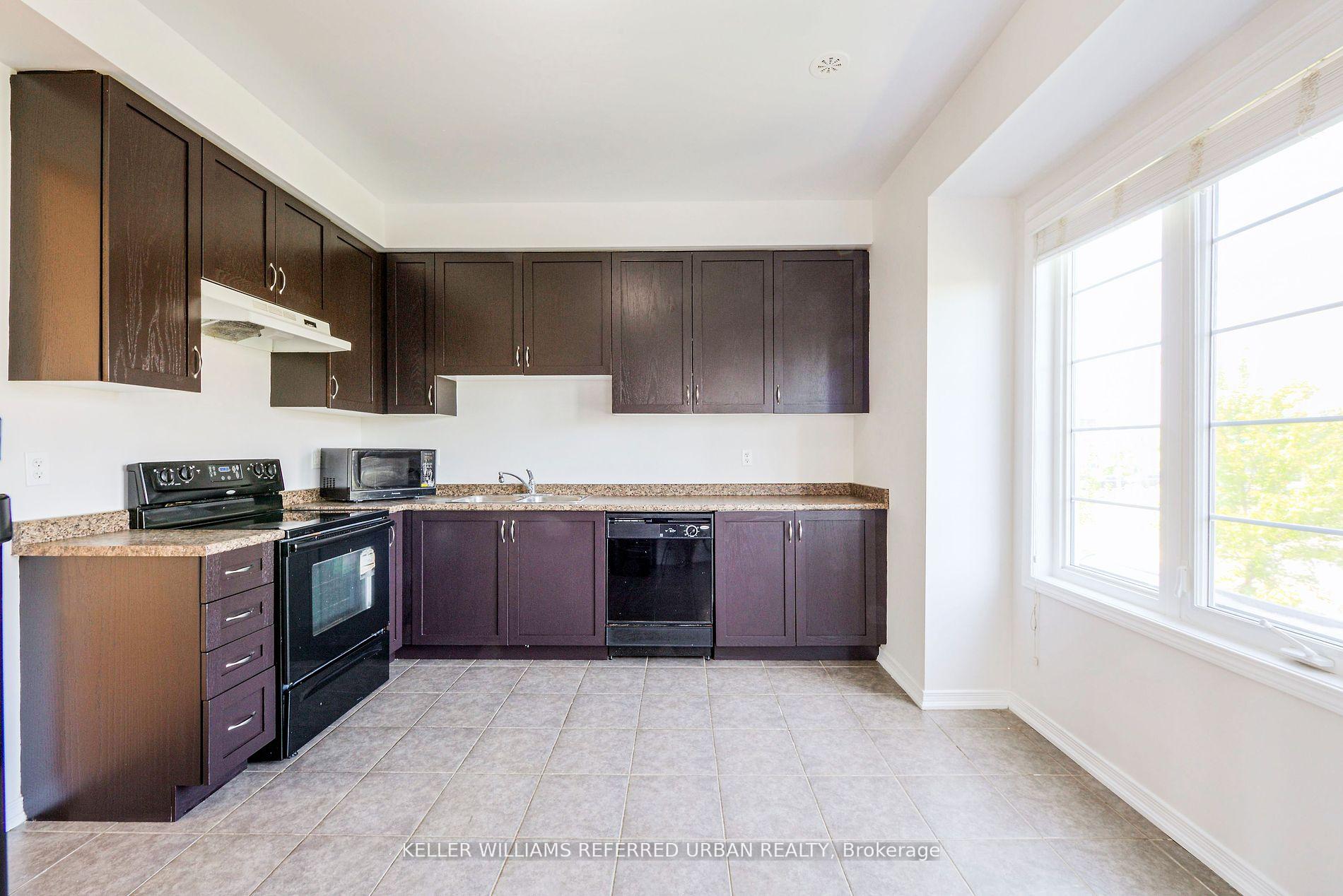 Photo 17 of 81 Chokecherry Crescent, Markham, Wismer — HOMEH