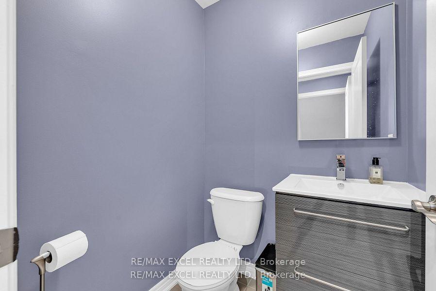 Photo 14 of 7 Dungannon Drive, Markham, Angus Glen — HOMEH
