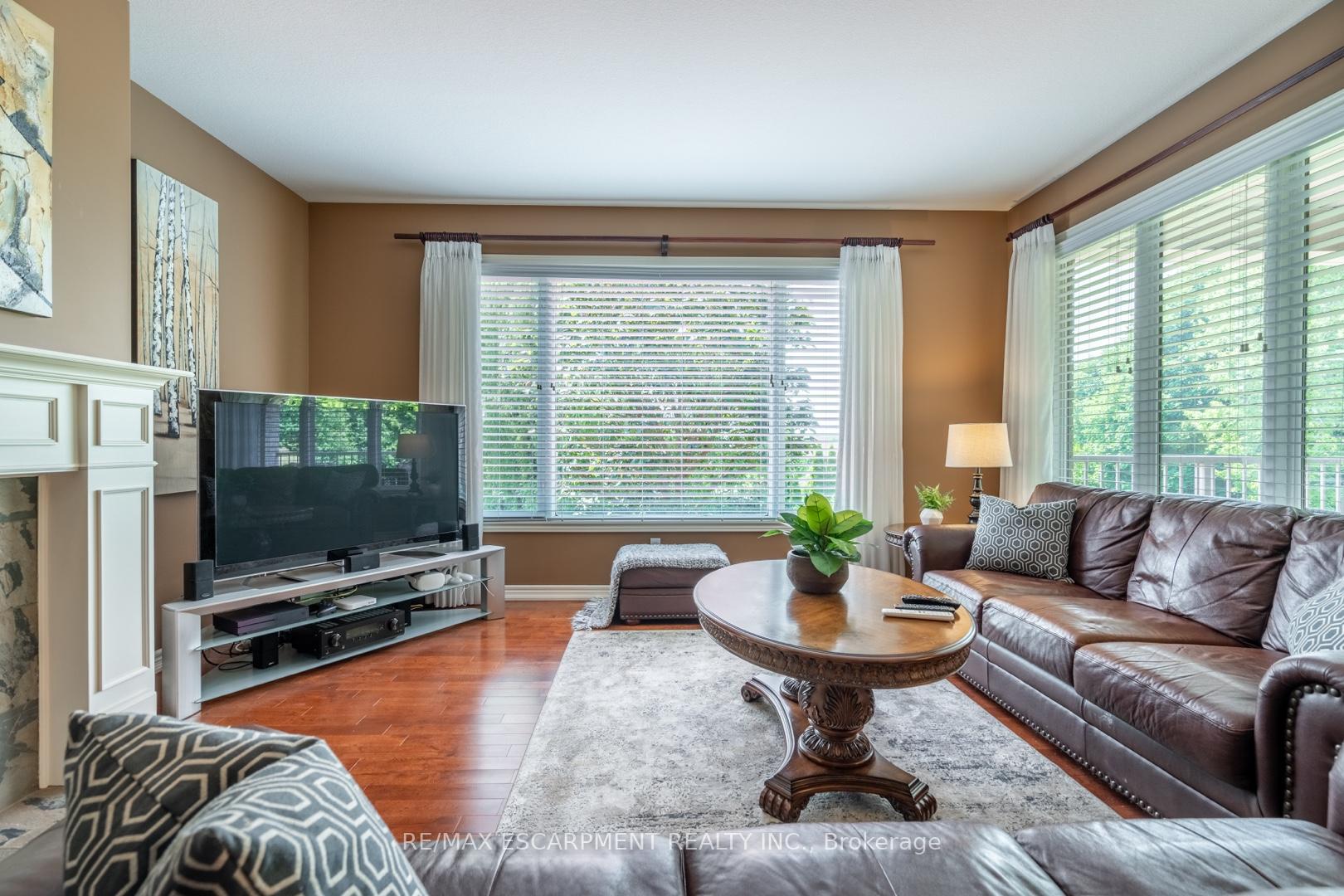 Photo 16 of 5 Maryheather Crescent, Hamilton, Freelton — HOMEH