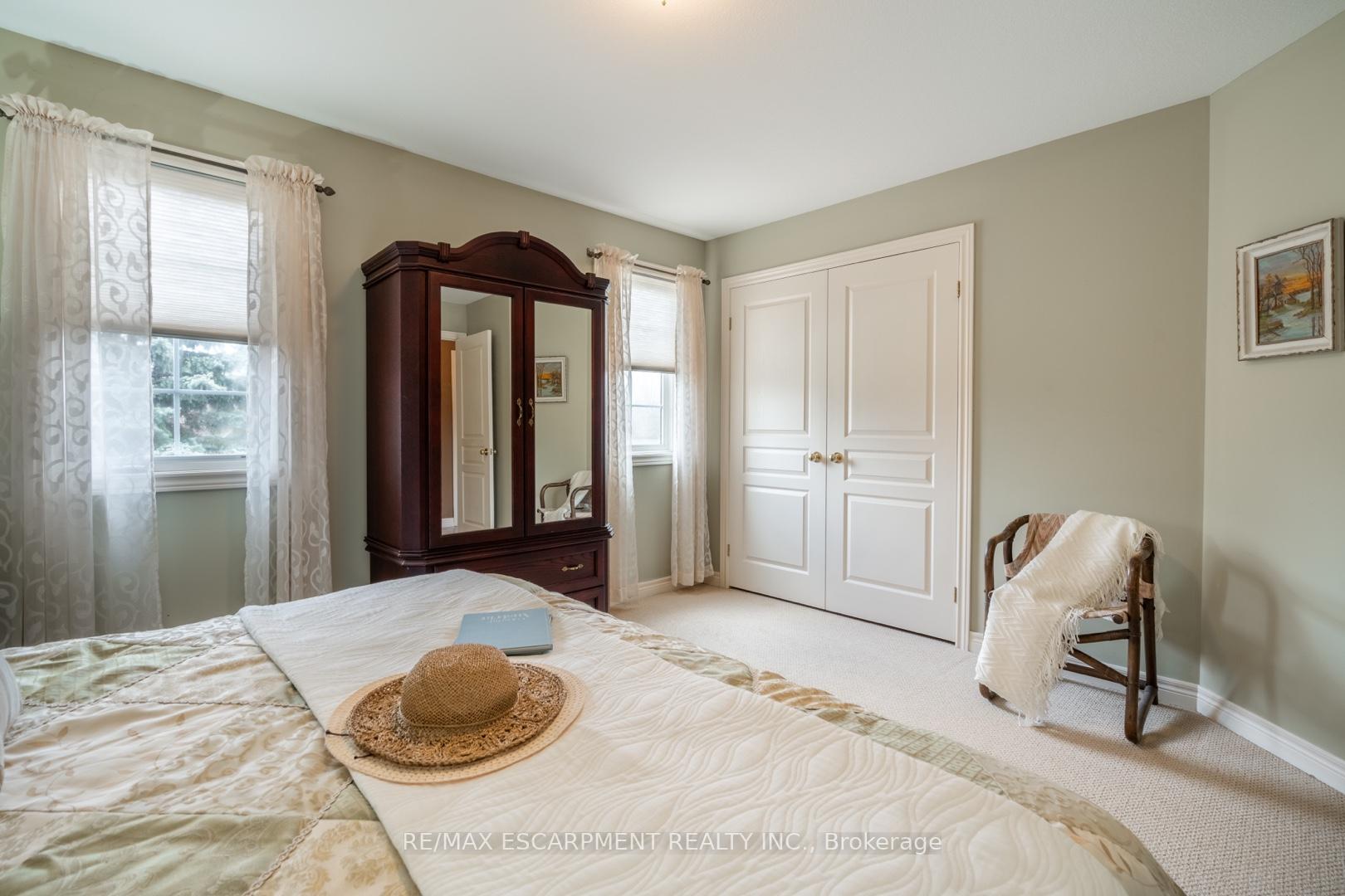 Photo 23 of 5 Maryheather Crescent, Hamilton, Freelton — HOMEH