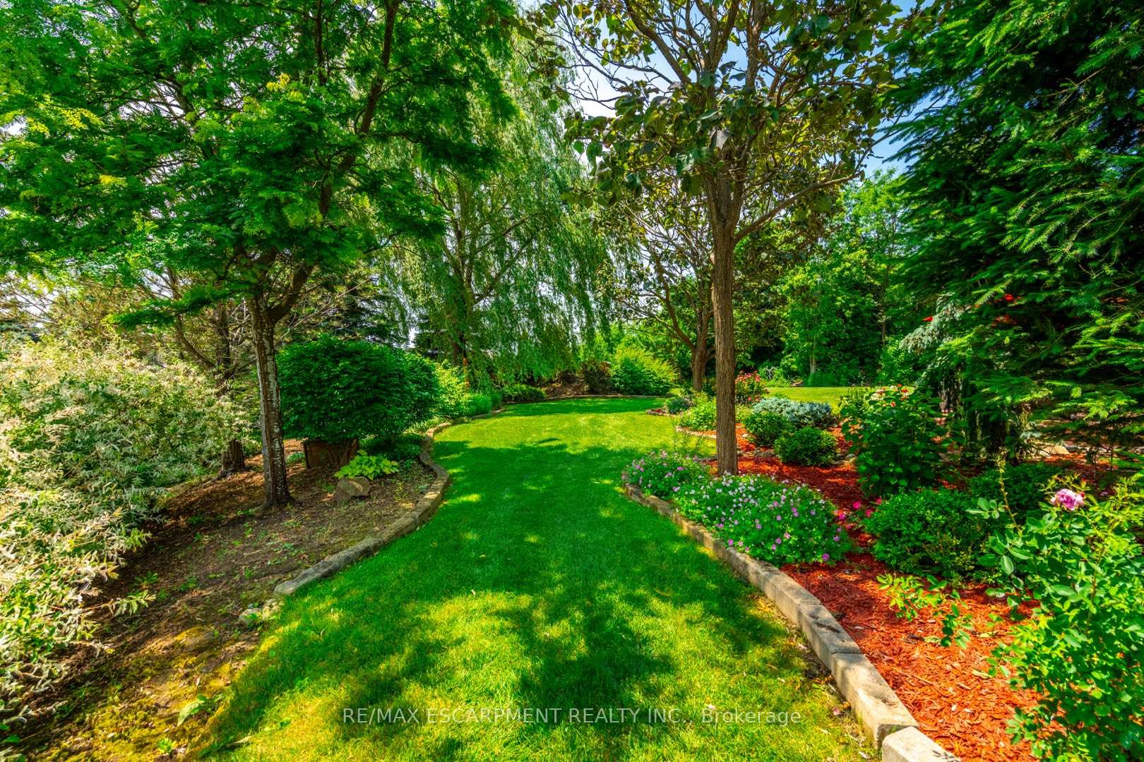 Photo 33 of 5 Maryheather Crescent, Hamilton, Freelton — HOMEH