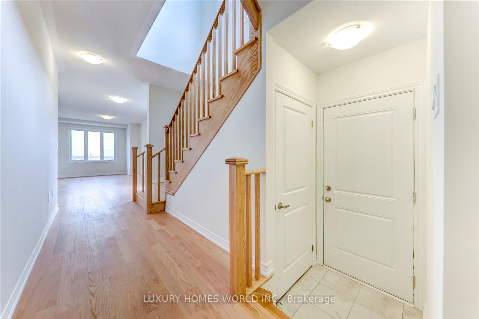 Photo 7 of 2913 Nakina Street, Pickering, Rural Pickering — HOMEH