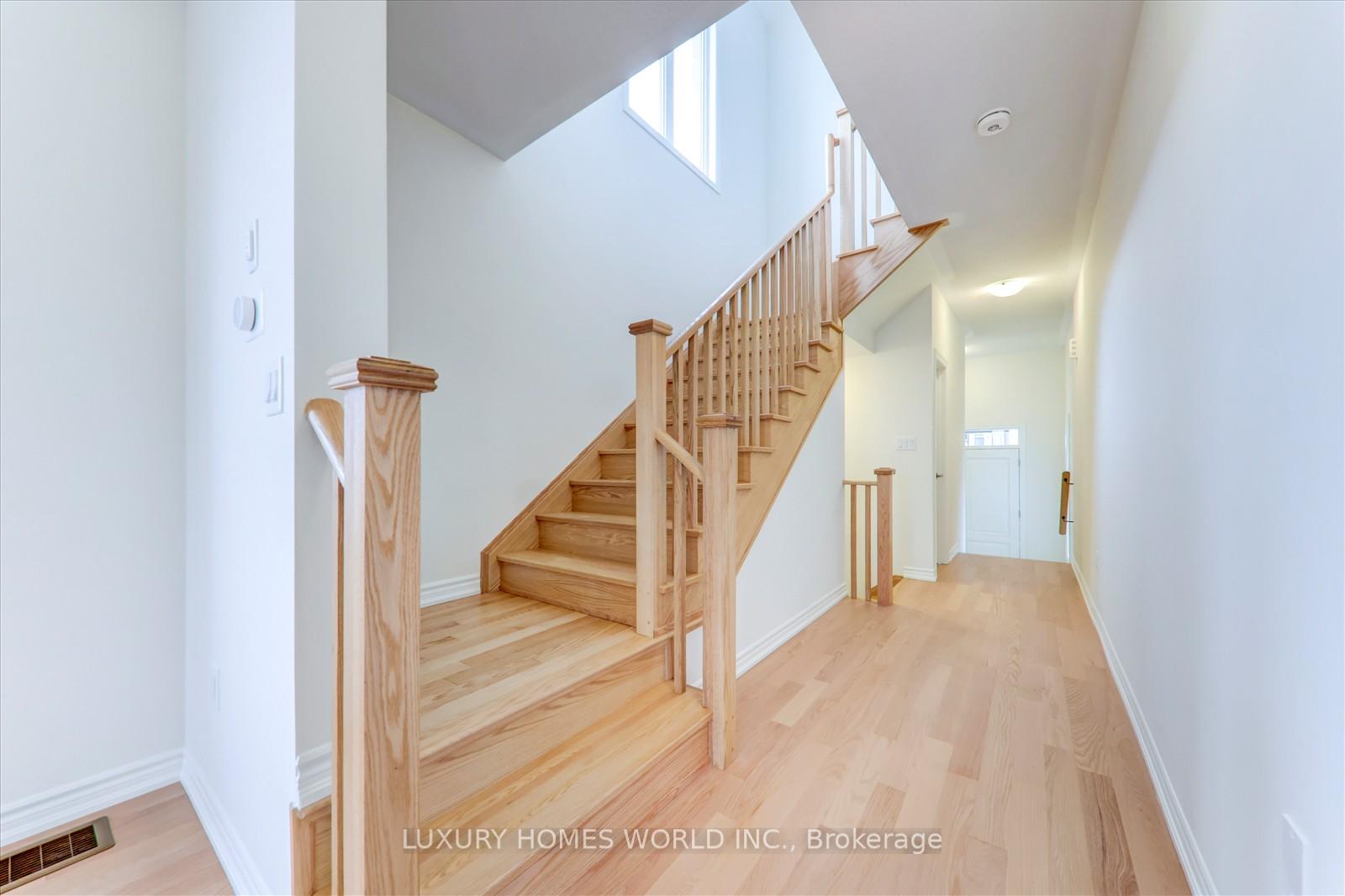 Photo 12 of 2913 Nakina Street, Pickering, Rural Pickering — HOMEH