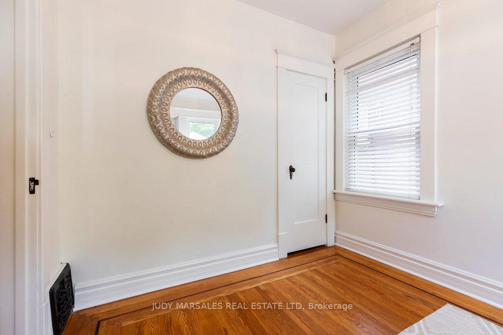 Photo 7 of 116 Victoria Street, Hamilton, Dundas — HOMEH