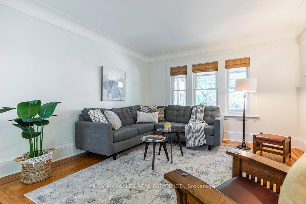 Photo 3 of 116 Victoria Street, Hamilton, Dundas — HOMEH