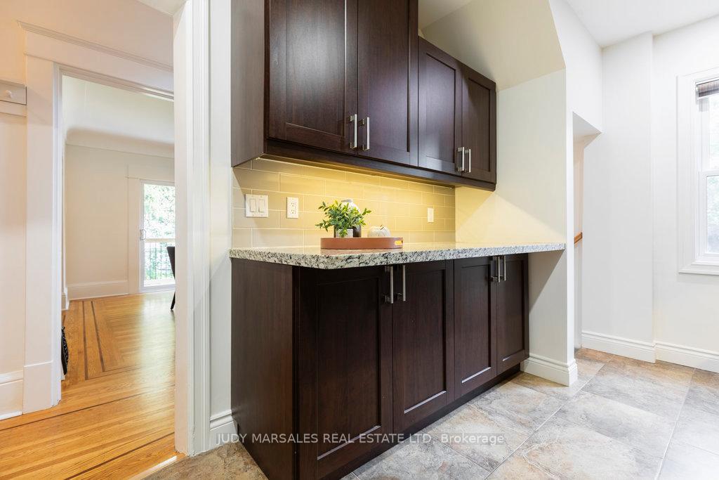 Photo 12 of 116 Victoria Street, Hamilton, Dundas — HOMEH