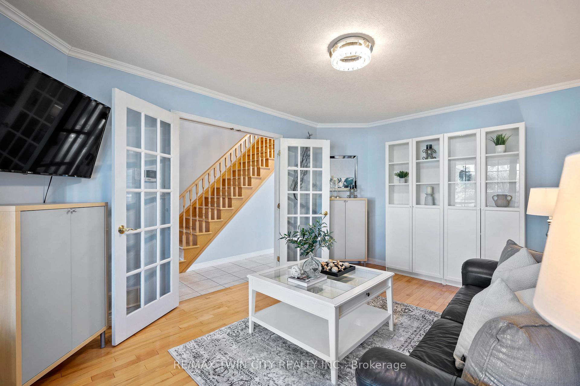 Photo 26 of 27 Rush Meadow Street, Kitchener — HOMEH