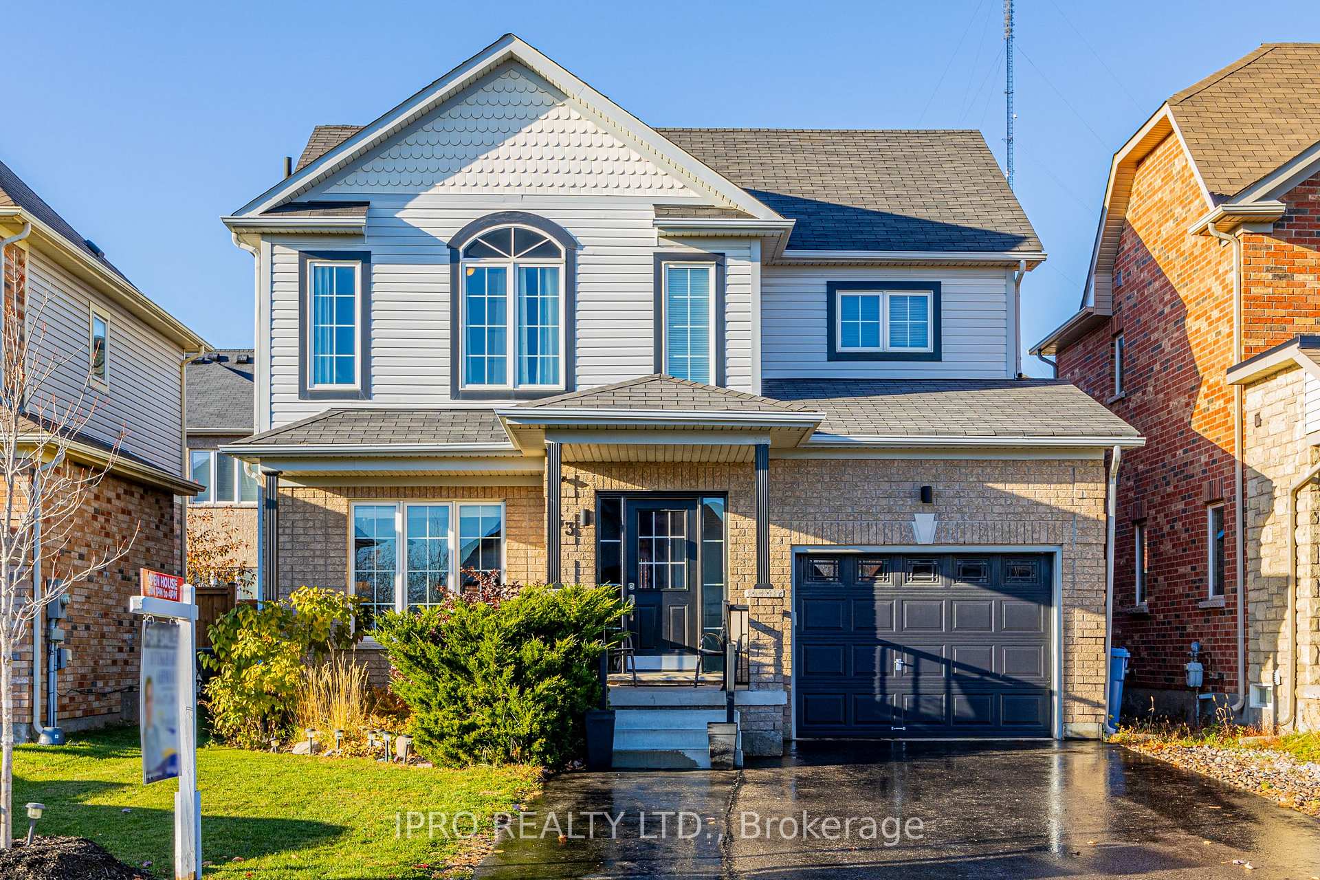 Photo 1 of 63 Megan Crescent, Barrie, 400 West — HOMEH