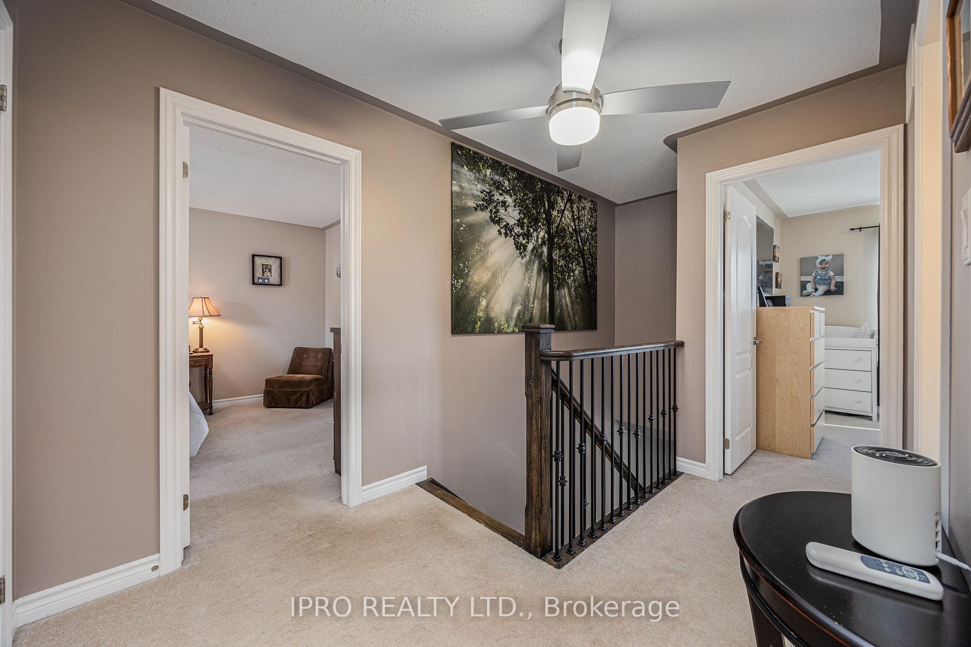 Photo 26 of 63 Megan Crescent, Barrie, 400 West — HOMEH