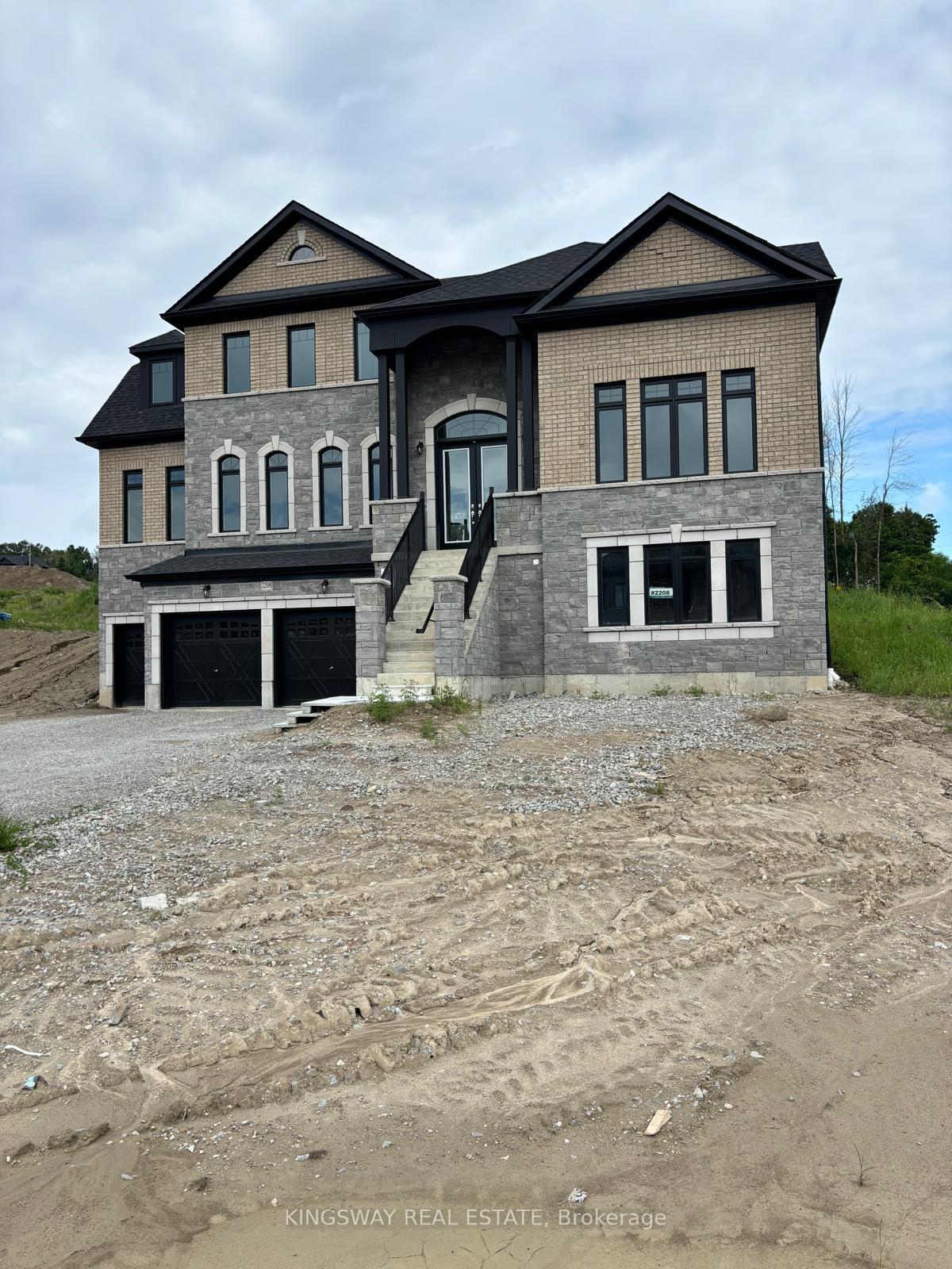 Photo 4 of 2208 Greg Gemmell Way, Innisfil, Churchill — HOMEH