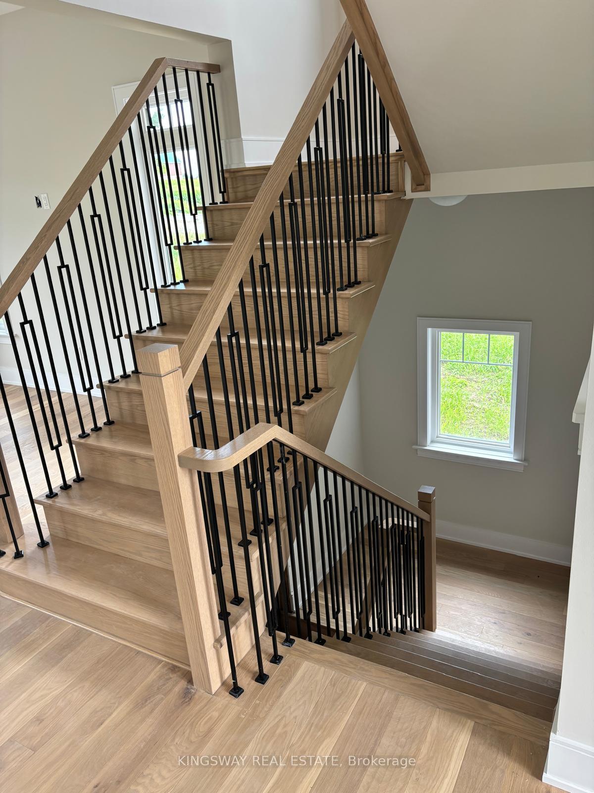 Photo 10 of 2208 Greg Gemmell Way, Innisfil, Churchill — HOMEH