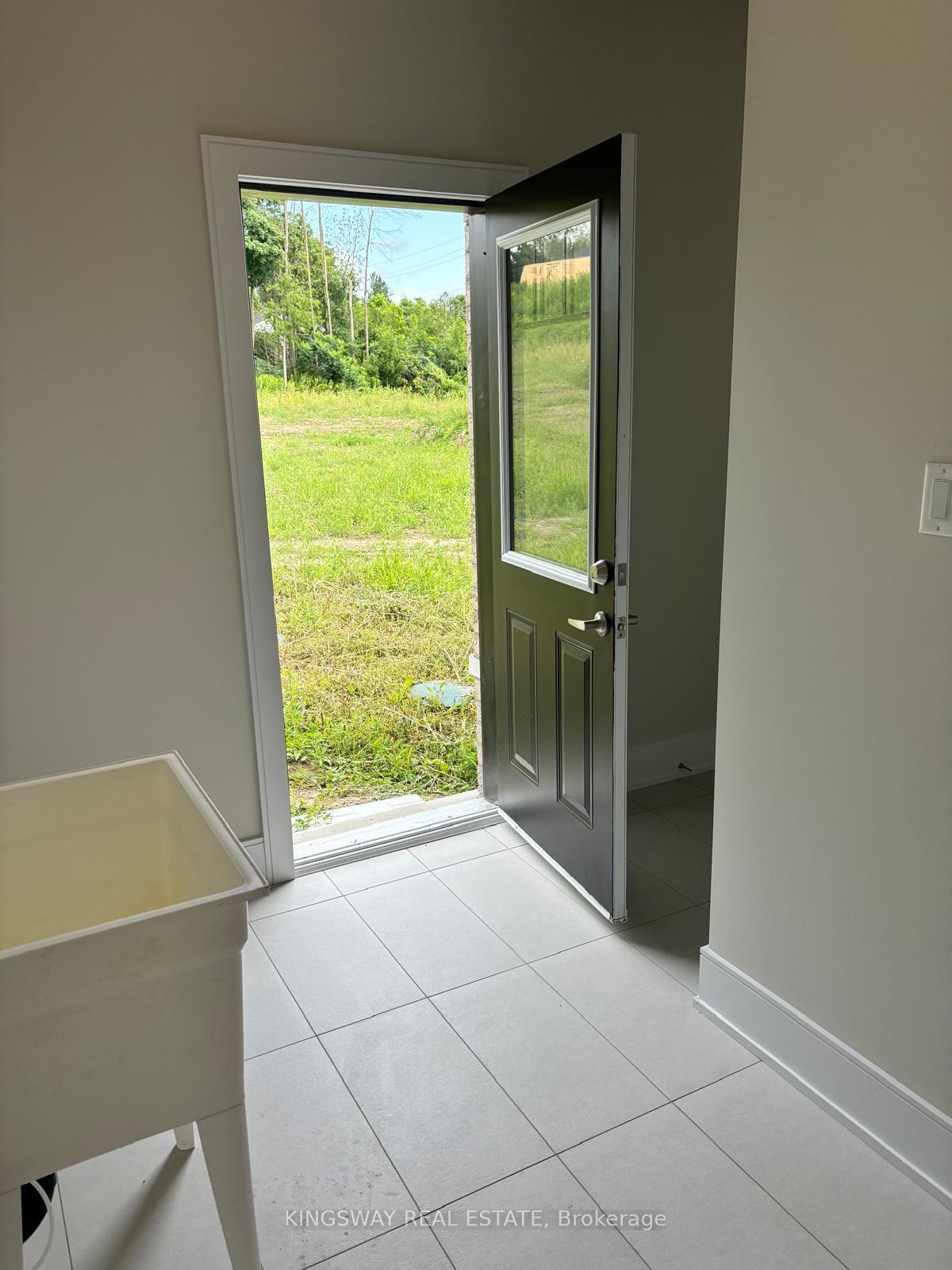 Photo 24 of 2208 Greg Gemmell Way, Innisfil, Churchill — HOMEH
