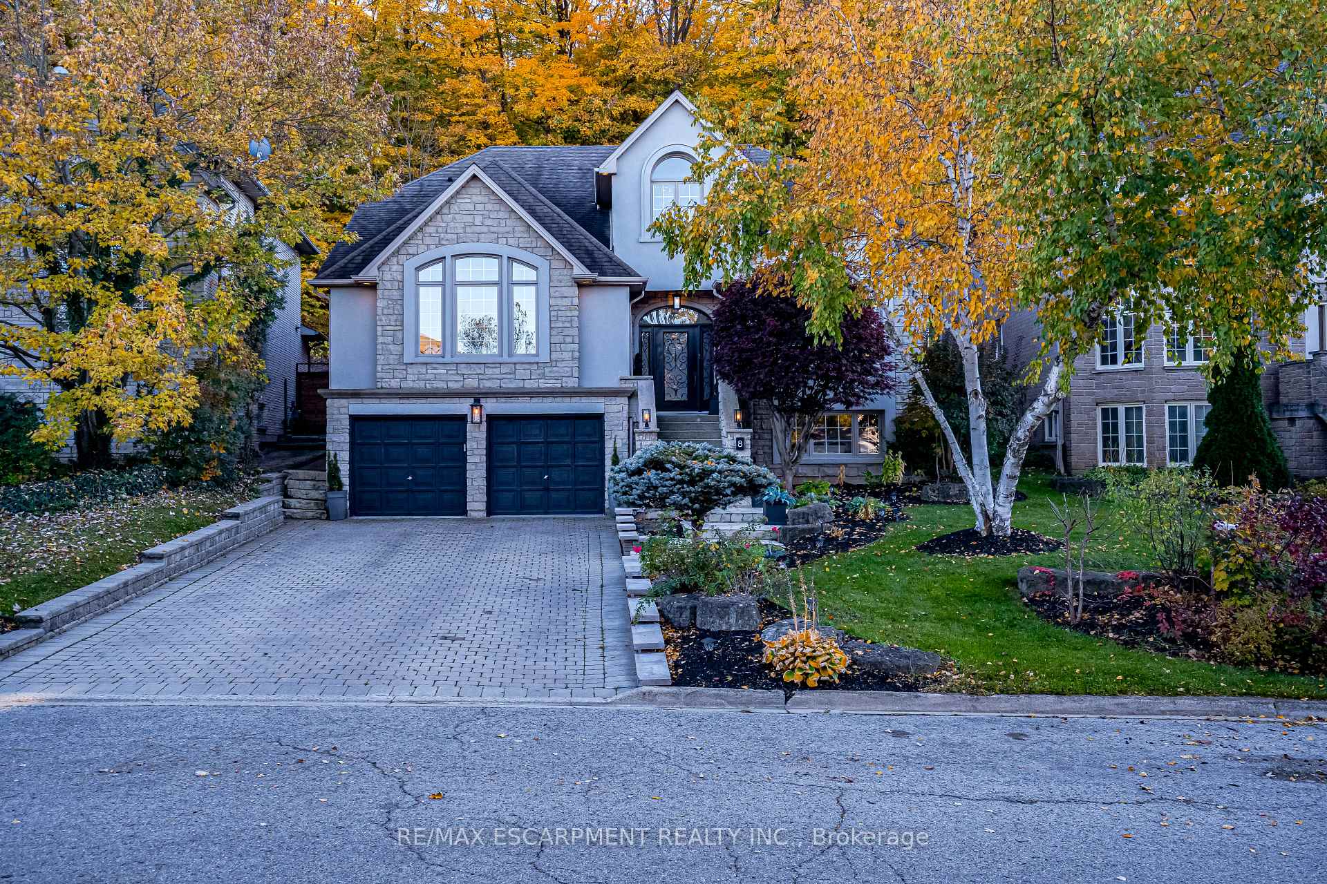 Front of 8 Orr Crescent