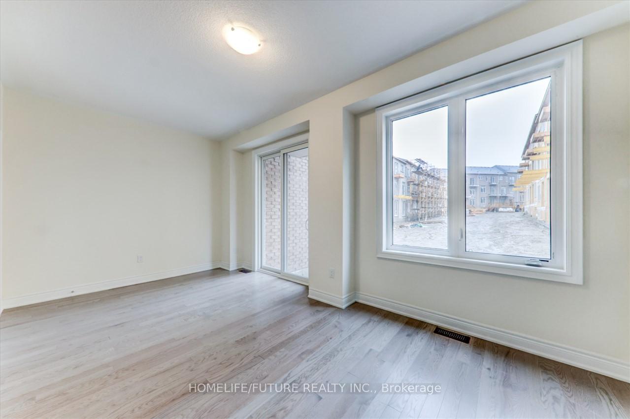 Photo 8 of 10 Phillipsen Way, Markham, Cedarwood — HOMEH